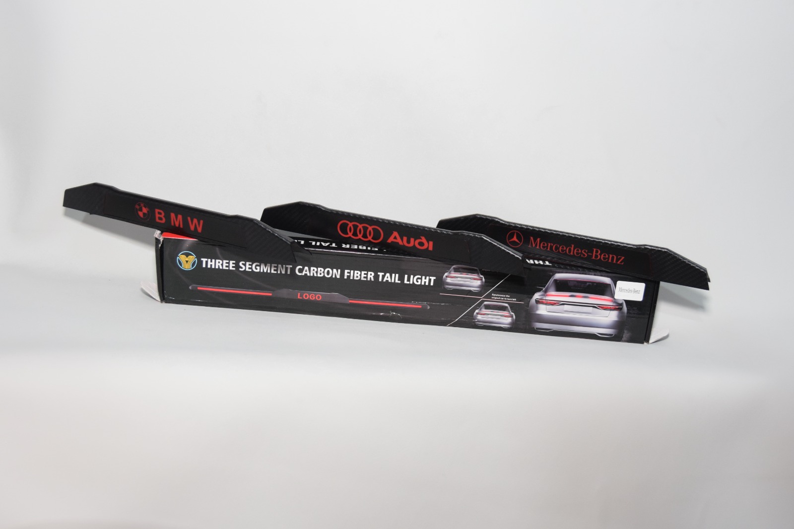 RearLine™ – Feu Arrière LED Carbone à 3 Segments