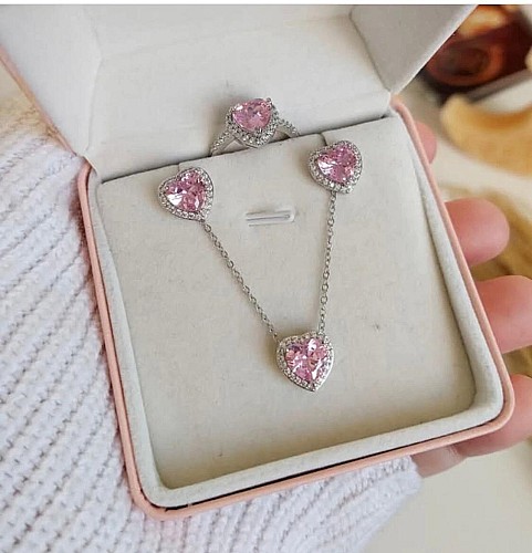 Lot de collier + bague + boucle coeur
