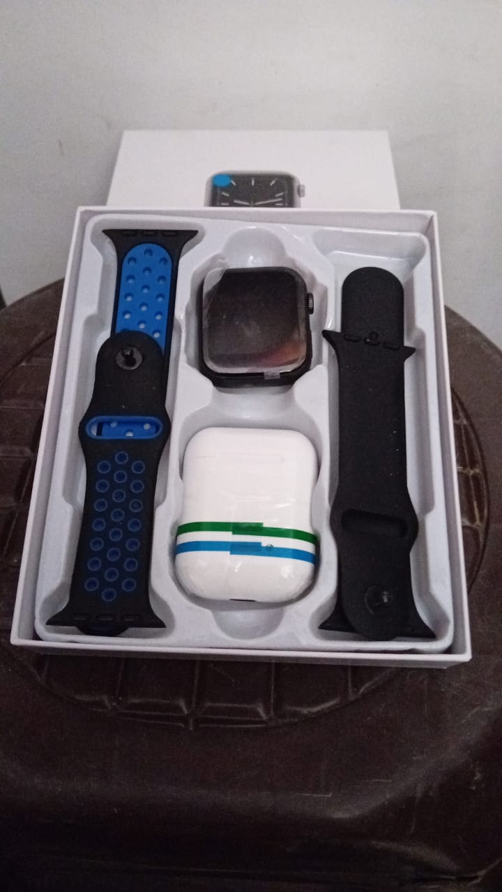 I8 Ultra Smart Watch