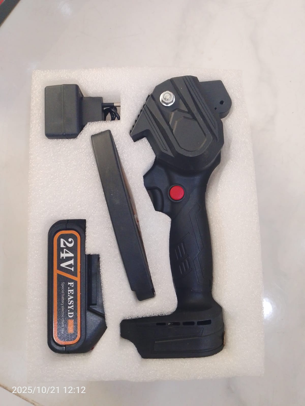Mini Saw Predator Batterie