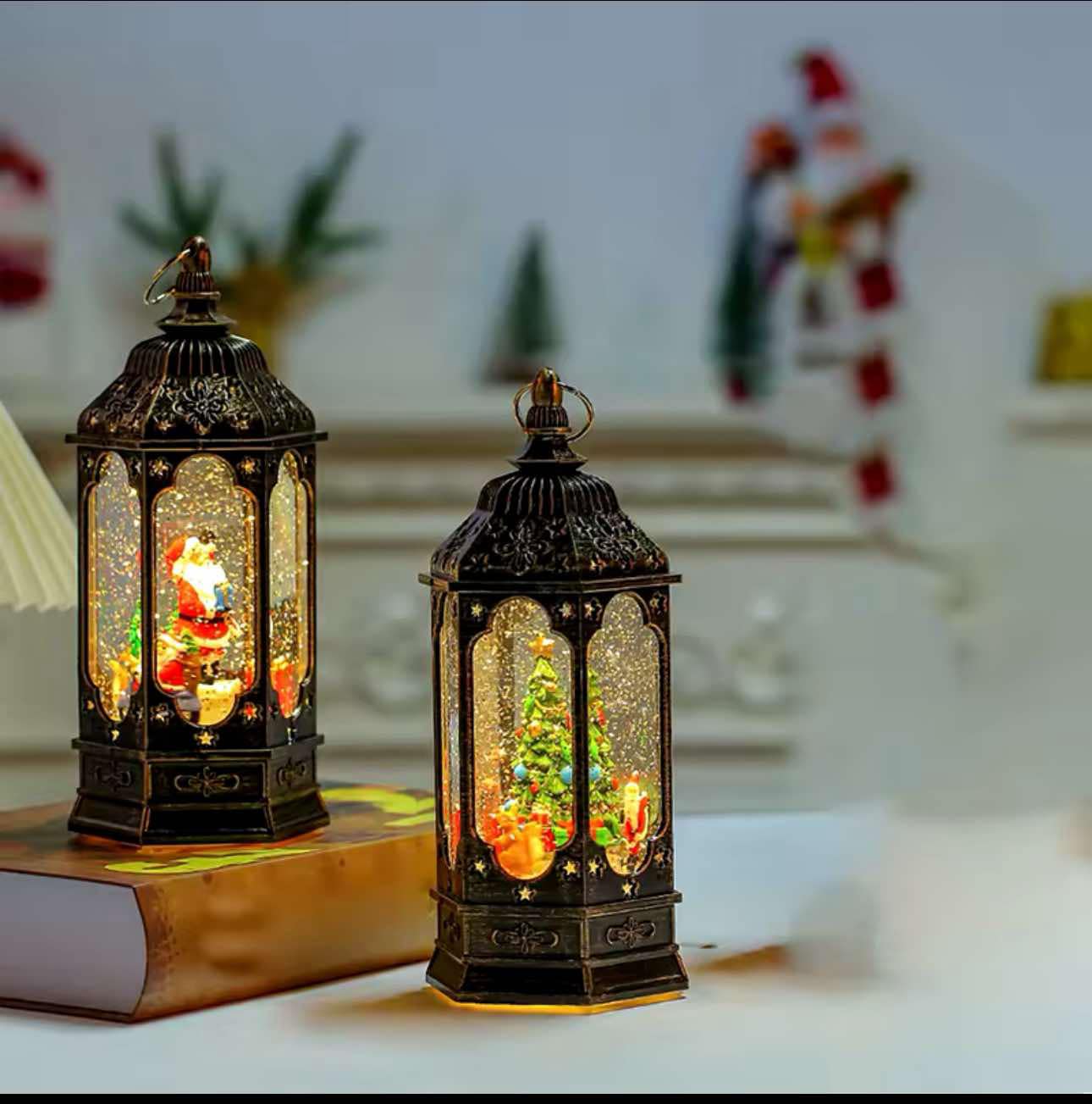 Lanterne de Noël rotative avec musique décoration pour la maison