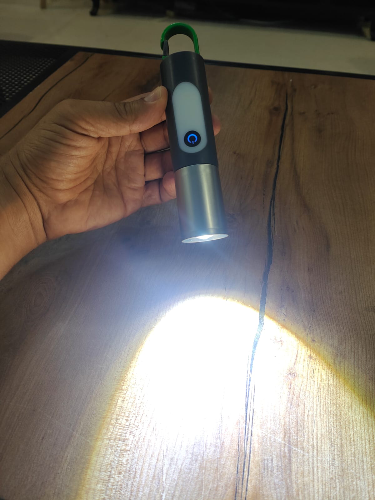 Lampe torche LED Digital Thunder LED+2835
