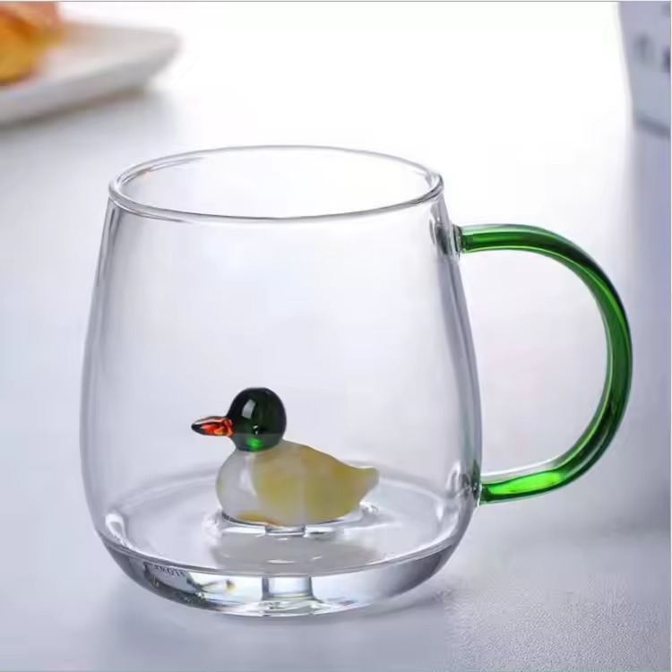 Tasse en verre 3D avec poignée
