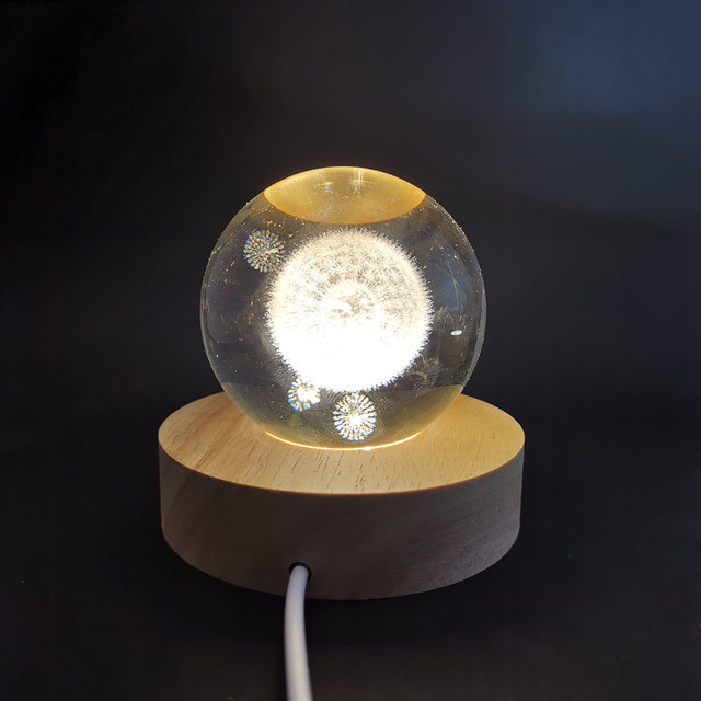 Crystal ball lamp