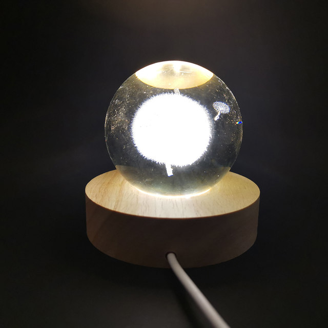 Crystal ball lamp