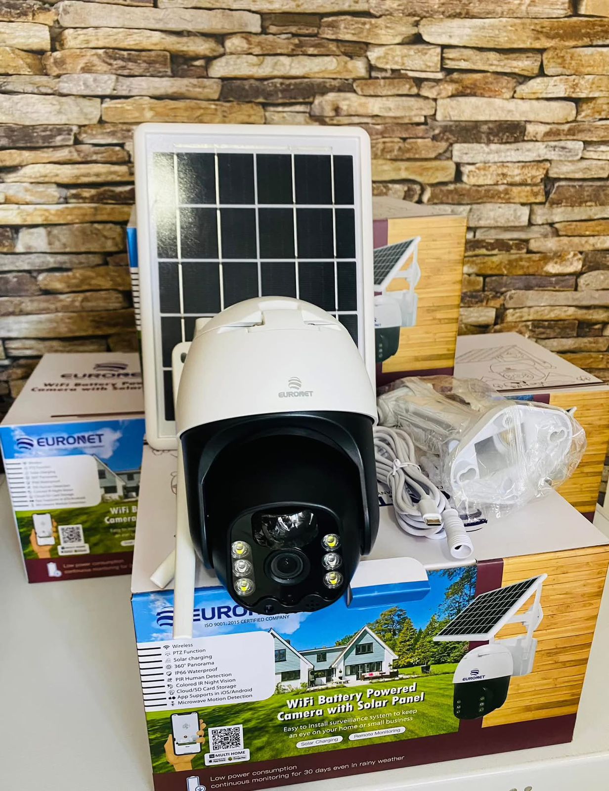 Caméra Autonome Solaire – Wi-Fi + Carte SIM 4G