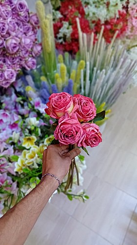 Roses Artificielles Élégantes