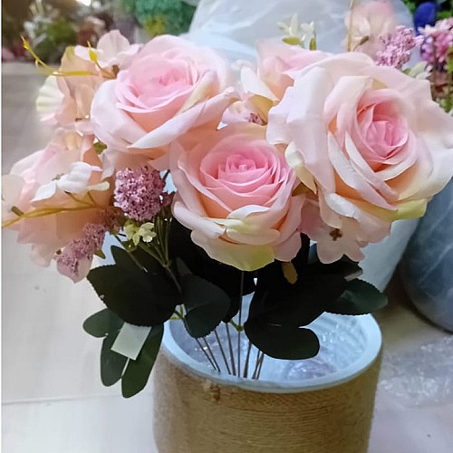 Bouquet de Roses Rose Pâle Artificielles