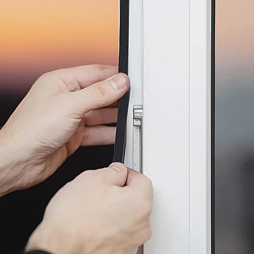 BOSS TAPE Joint d'étanchéité pour porte , fenêtre, isolation thermique, EPDM 6mm,NOIR